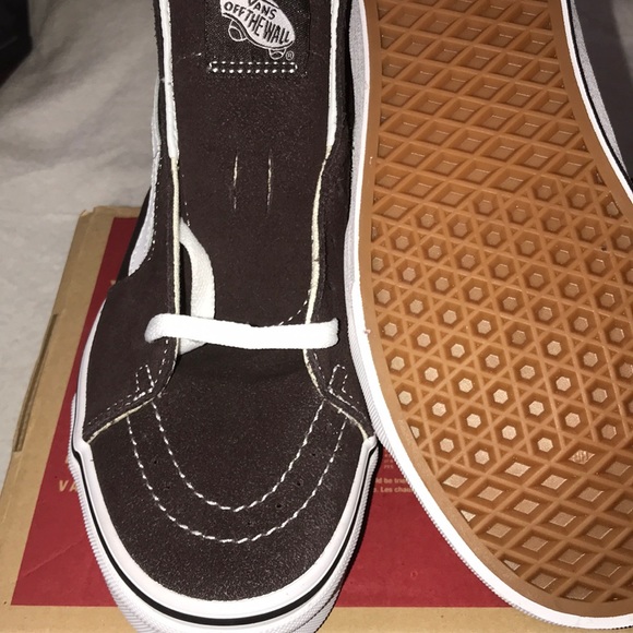 >💙SK8-Hi TOP CHOCOLATE (DARK BRONW) /WHITE WORLD’S #1 SKATEBOARD BRAND NEW VANS - Picture 6 of 14